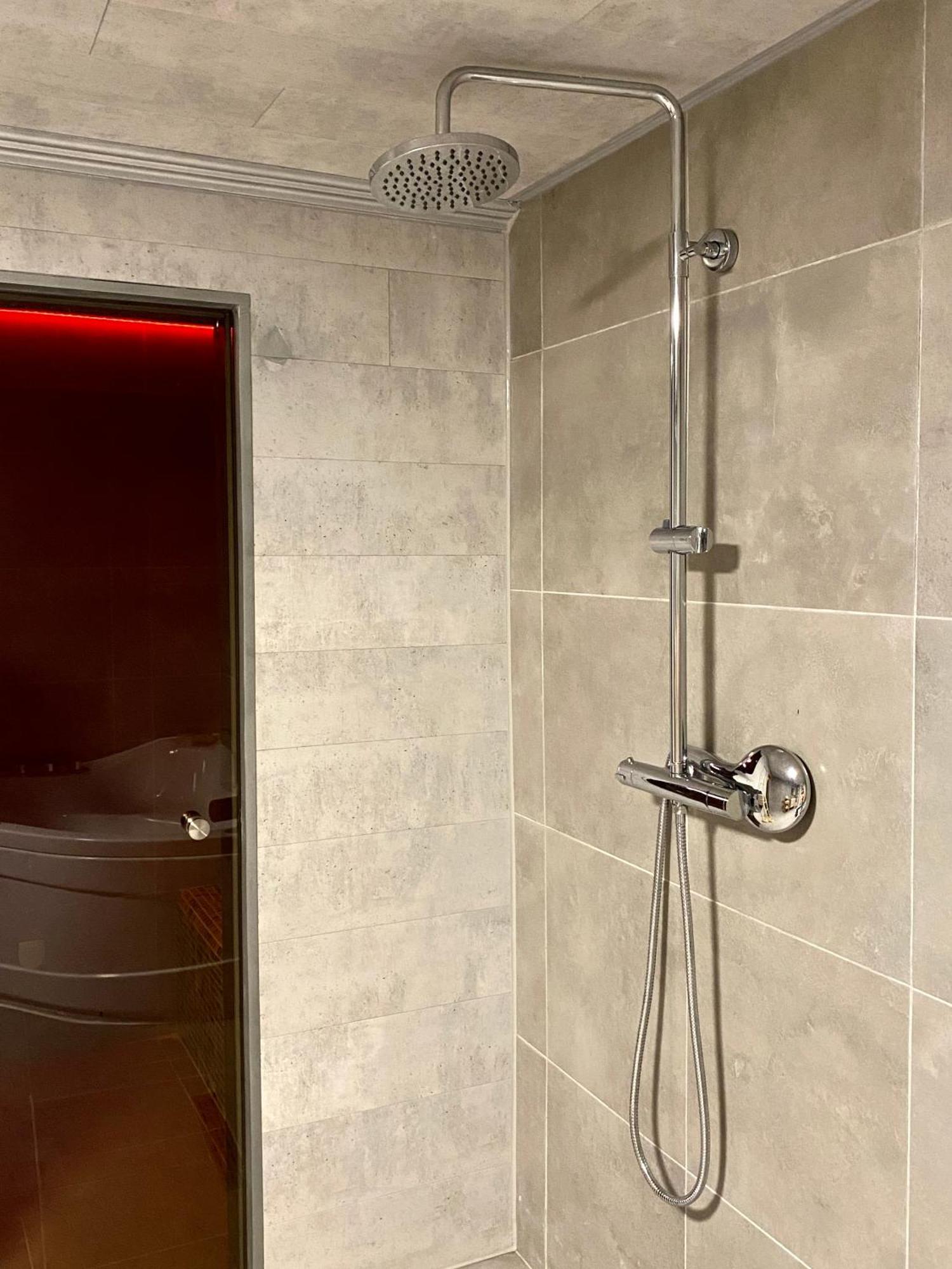 Superbe Logement Pres De Bruxelles Avec Spa Prive Εξωτερικό φωτογραφία